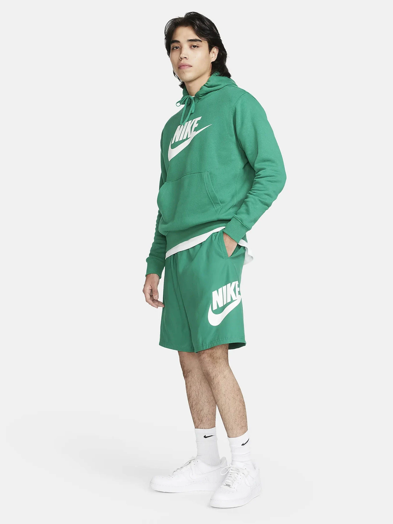 Шорты NIKE CLUB WVN модель FN3303-365 Фото