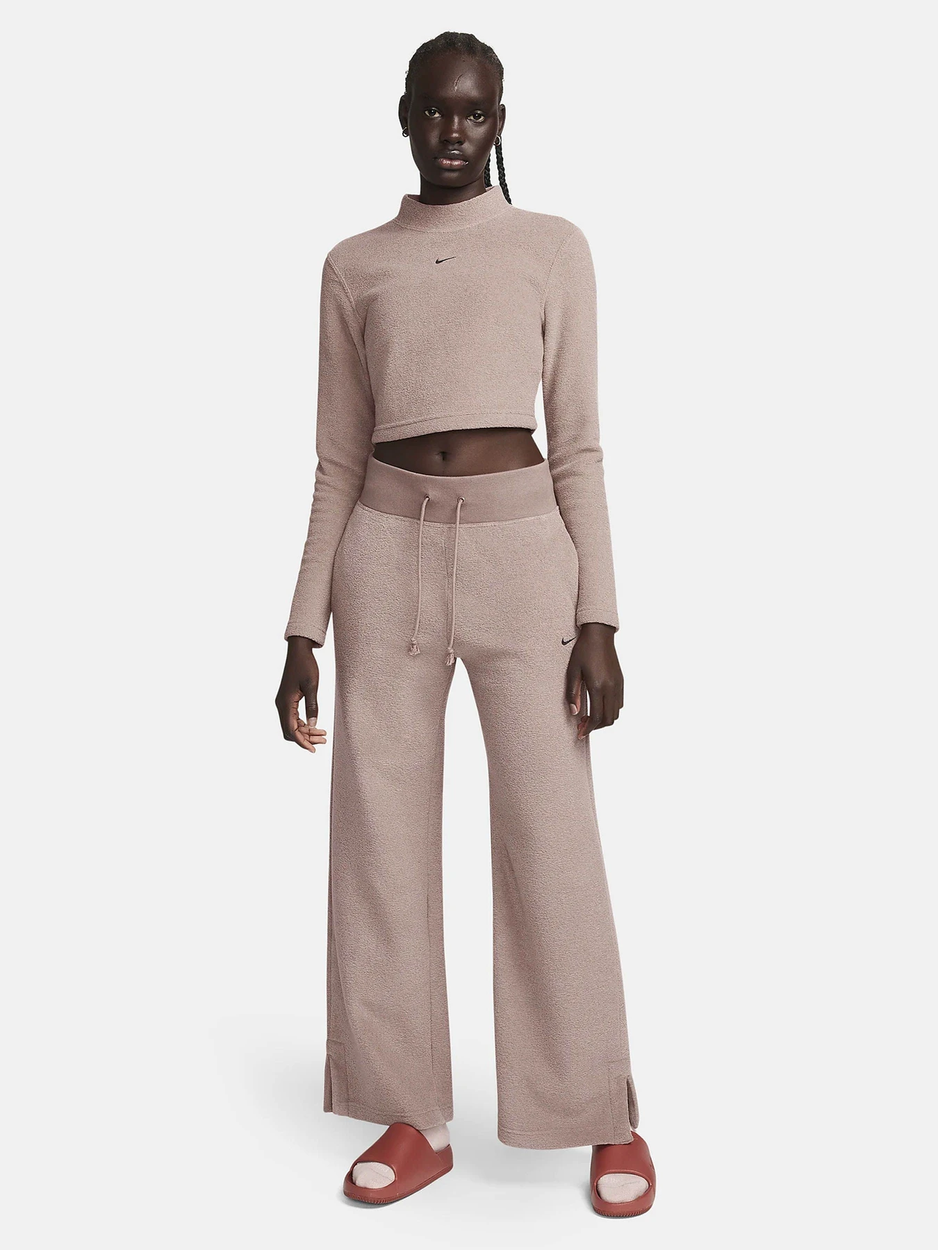 Худи и свитшоты NIKE PHNX PLSH LS CROP TOP модель FN3619-208 Худи и свитшоты NIKE PHNX PLSH LS CROP TOP модель FN3619-208 Фото