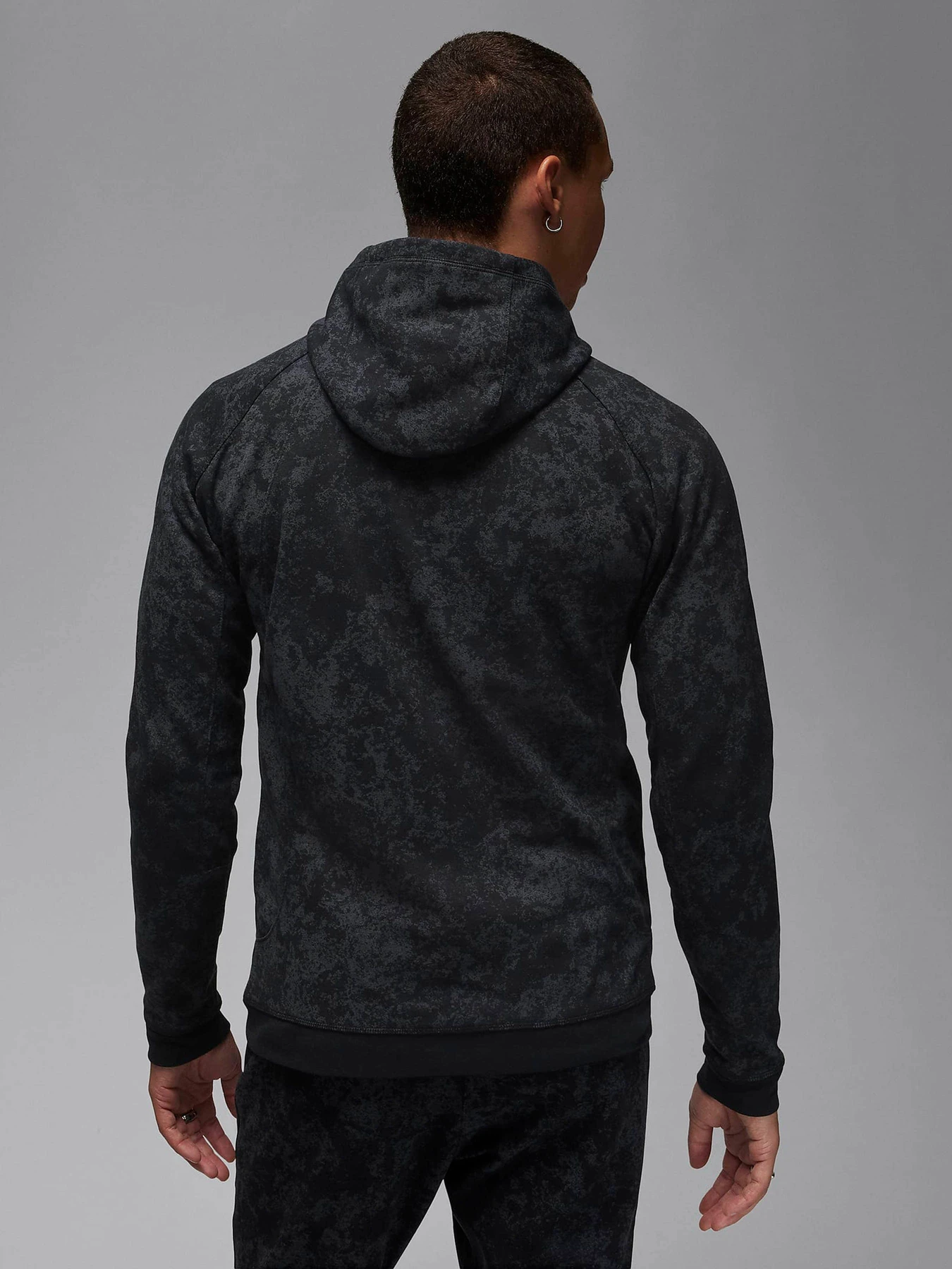 Худі та світшоти NIKE DF SPRT AOP AIR FZ модель FN5846-010 Худі та світшоти NIKE DF SPRT AOP AIR FZ модель FN5846-010 Фото