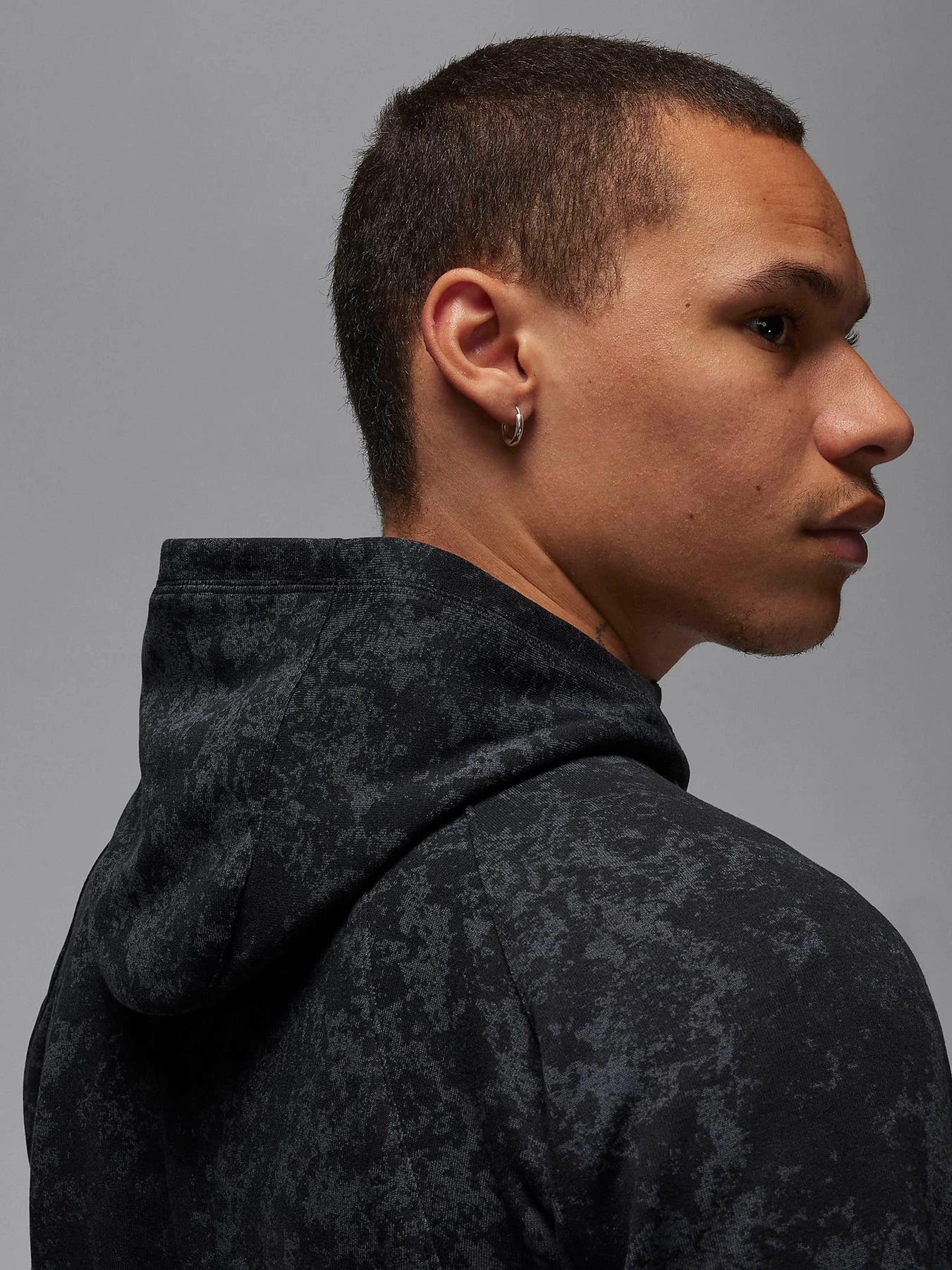 Худі та світшоти NIKE DF SPRT AOP AIR FZ модель FN5846-010 Худі та світшоти NIKE DF SPRT AOP AIR FZ модель FN5846-010 Фото