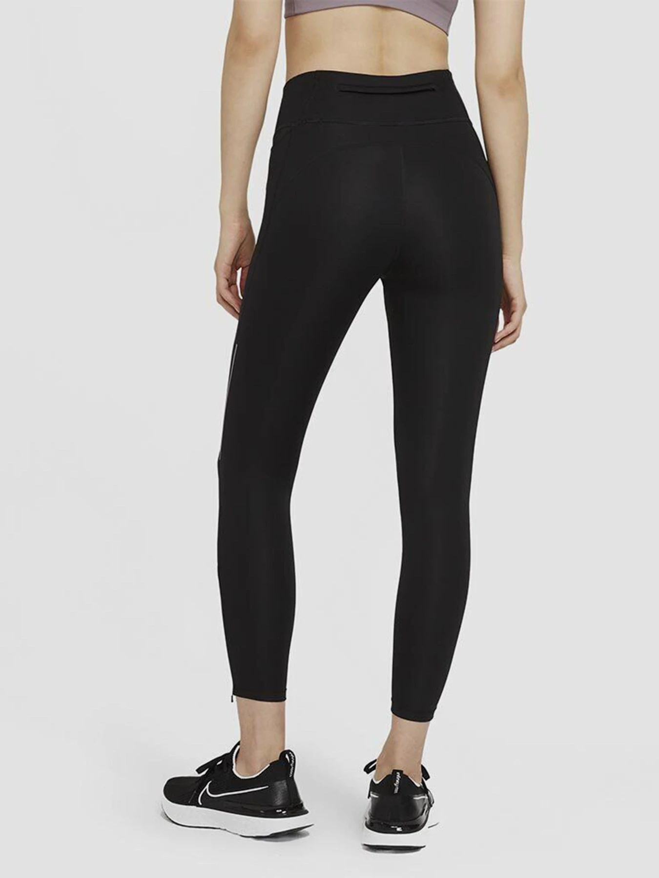 Штани NIKE Epic Faster модель CZ9232-010 Фото