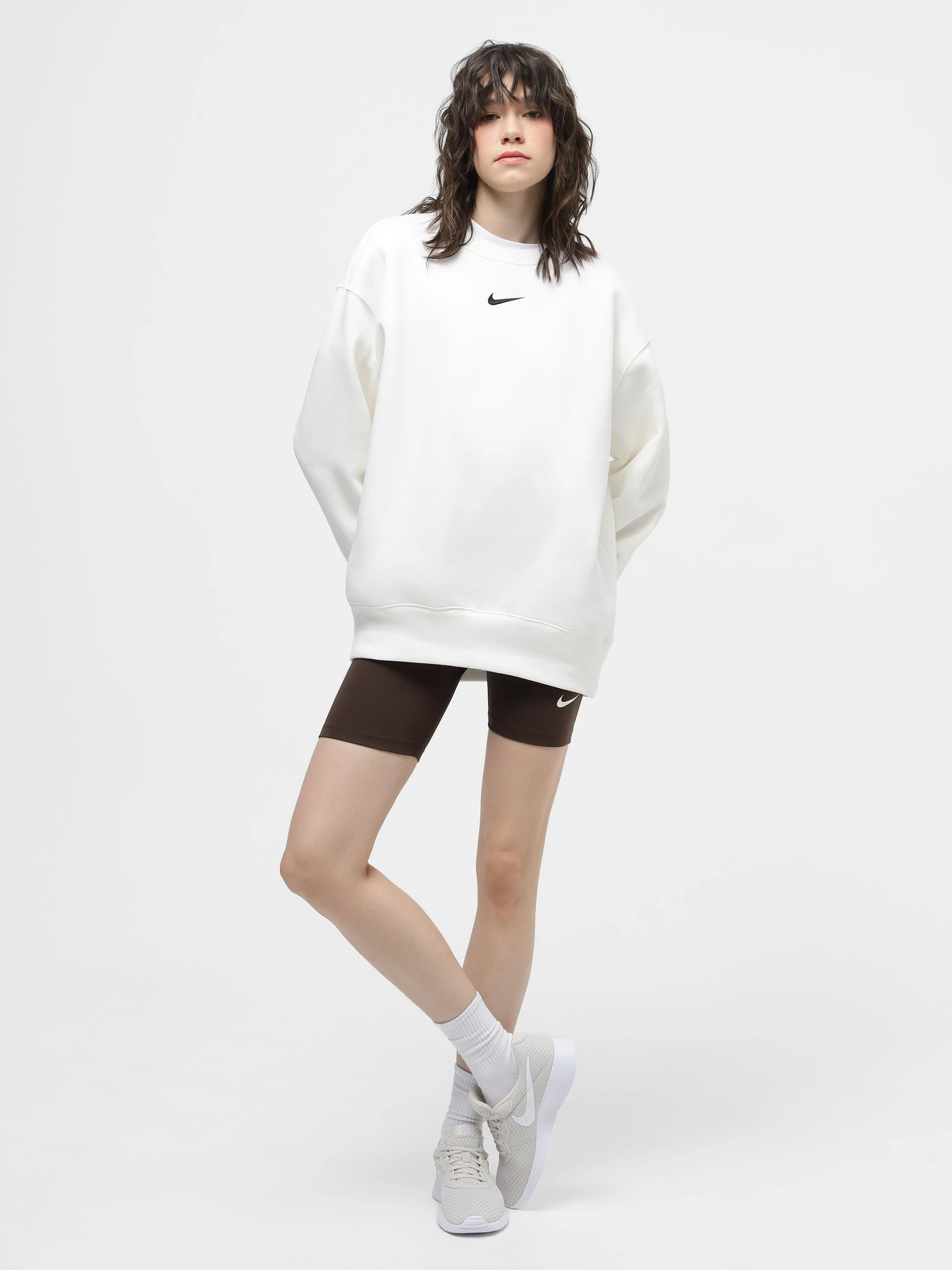 Худі та світшоти NIKE NSW PHNX FLC OS CREW модель DQ5733-133 Худі та світшоти NIKE NSW PHNX FLC OS CREW модель DQ5733-133 Фото
