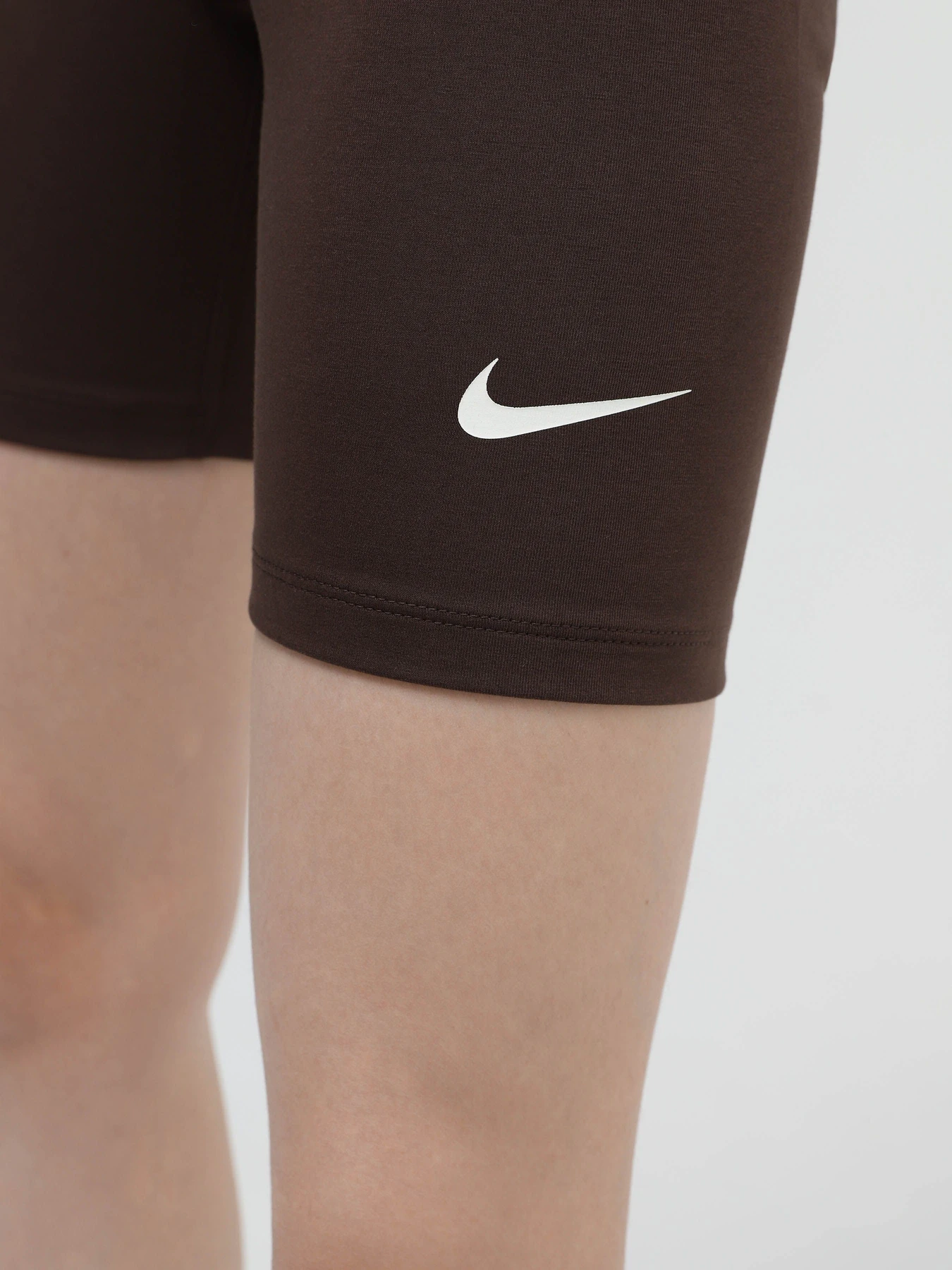 Шорты NIKE CLSC HR 8IN модель DV7797-237 Шорты NIKE CLSC HR 8IN модель DV7797-237 Фото