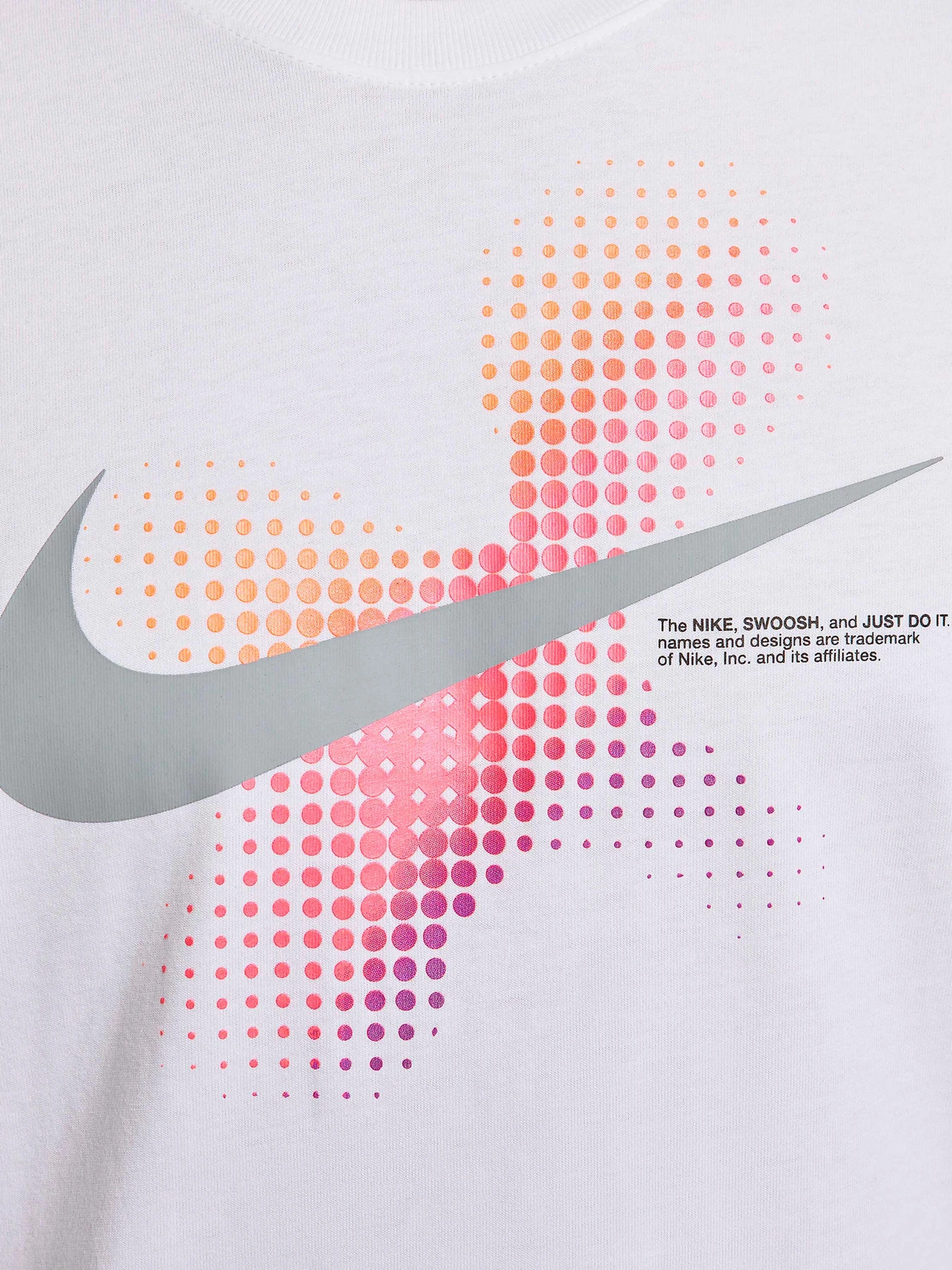Футболки и поло NIKE 6MO SWOOSH модель FQ7998-100 Футболки и поло NIKE 6MO SWOOSH модель FQ7998-100 Фото