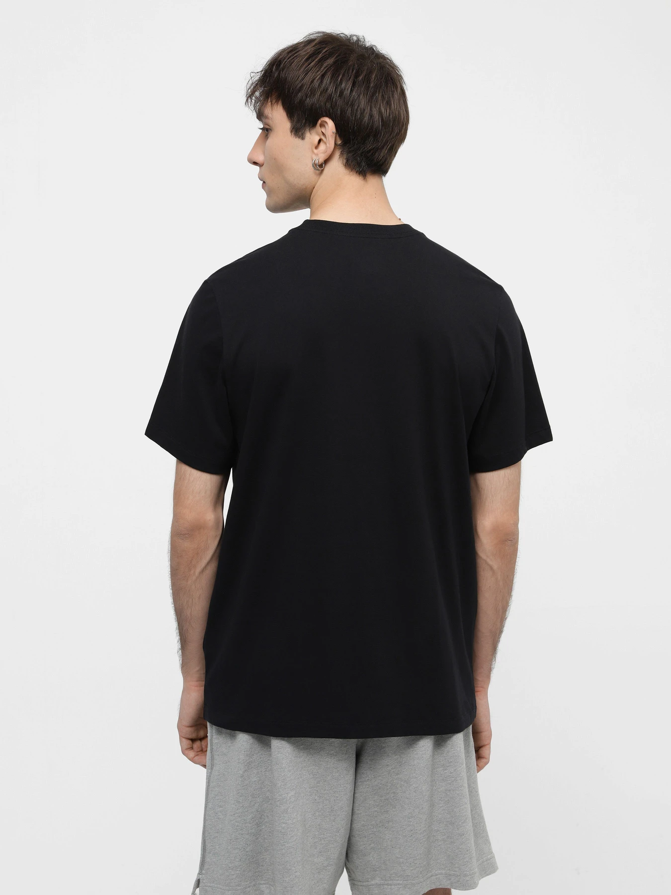 Футболки и поло NIKE 6MO SWOOSH модель FQ7998-010 Футболки и поло NIKE 6MO SWOOSH модель FQ7998-010 Фото