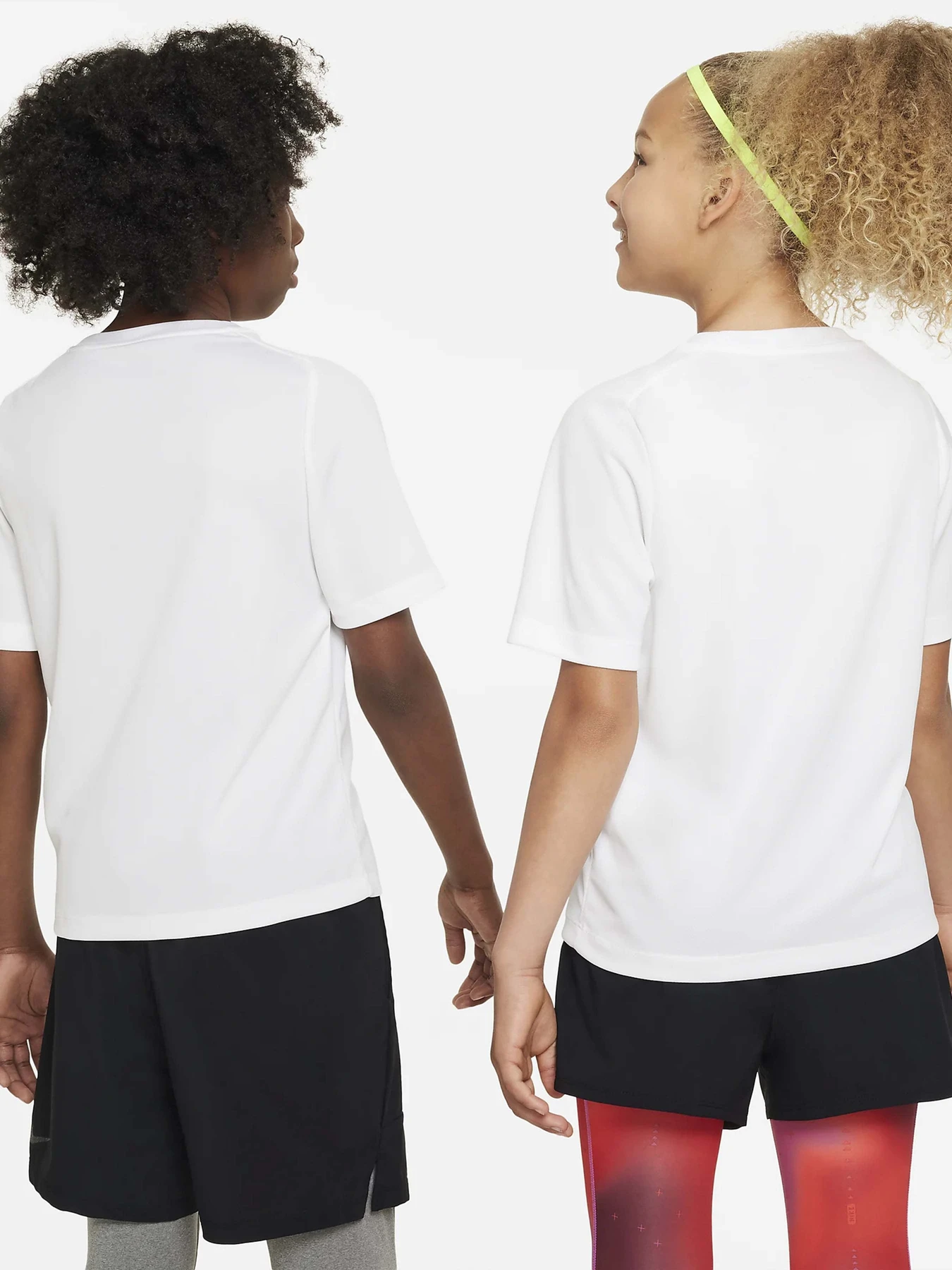 Футболки и поло NIKE MULTI OLDER DRI-FIT TRAINING модель DX5380-100 Фото