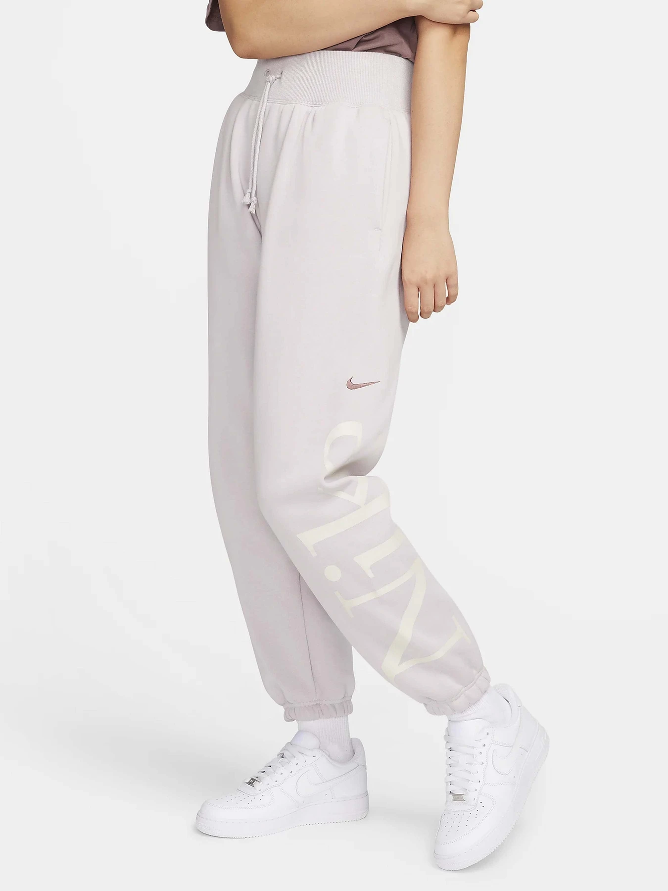 Брюки NIKE PHNX FLC OS LOGO модель FN2552-019 Фото