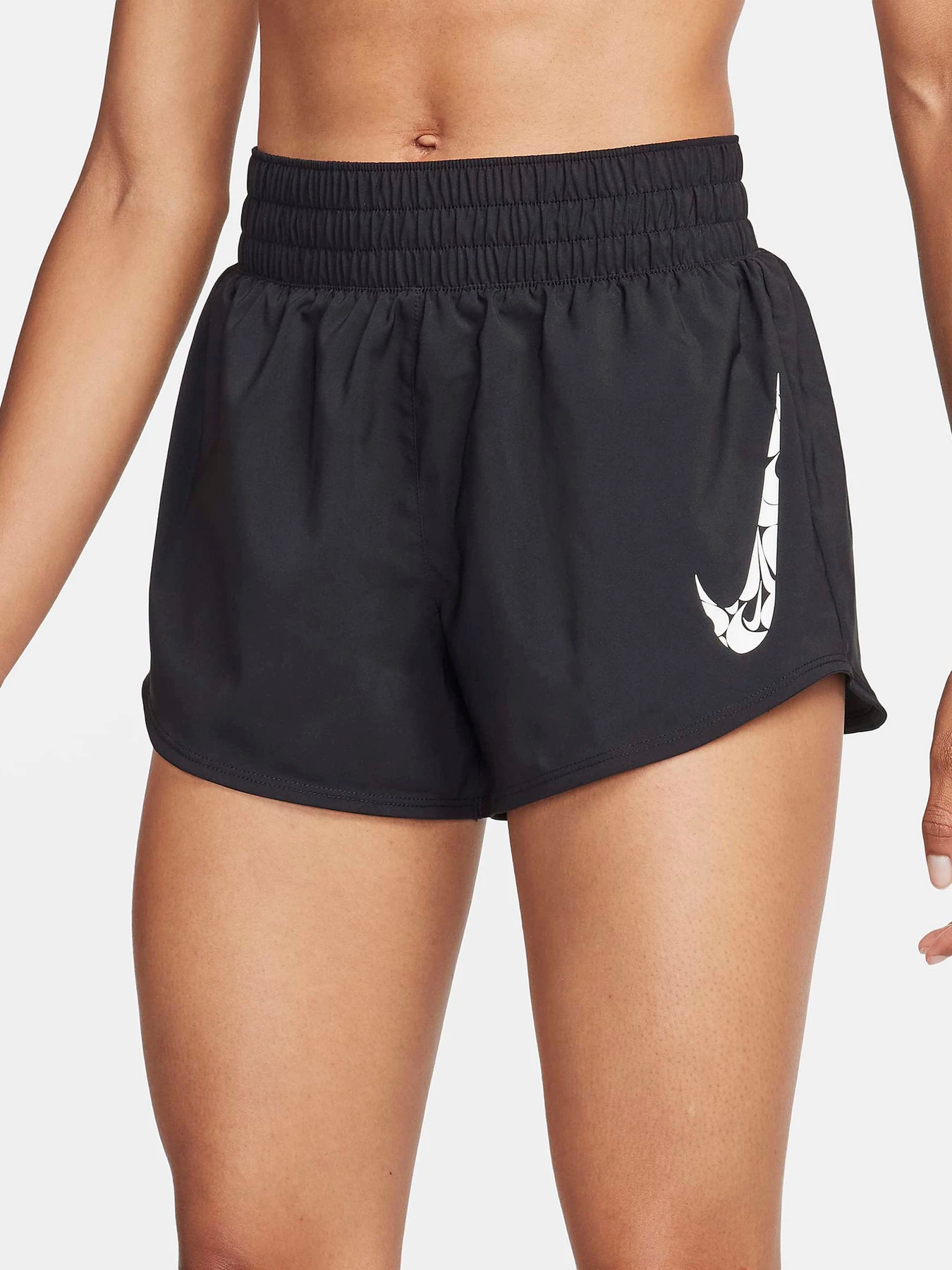 Шорти NIKE ONE SWSH HBR DF MRBRSHRT модель FN2601-010 Шорти NIKE ONE SWSH HBR DF MRBRSHRT модель FN2601-010 Фото