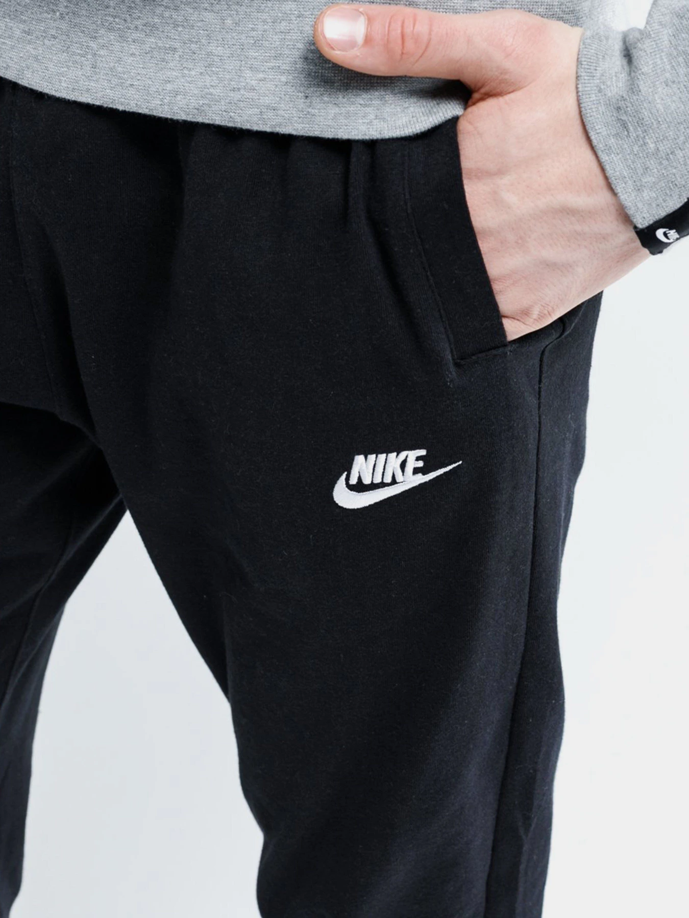 Брюки NIKE Sportswear Club модель BV2762-010 Фото