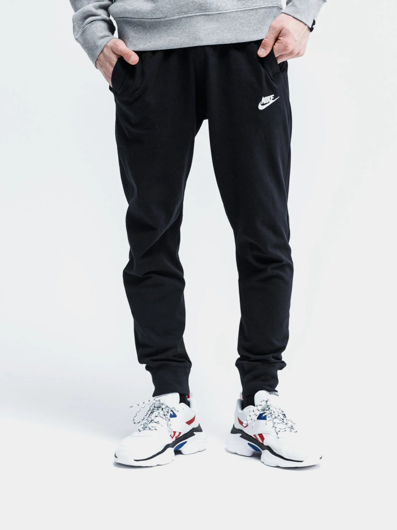 Брюки NIKE Sportswear Club модель BV2762-010 Фото