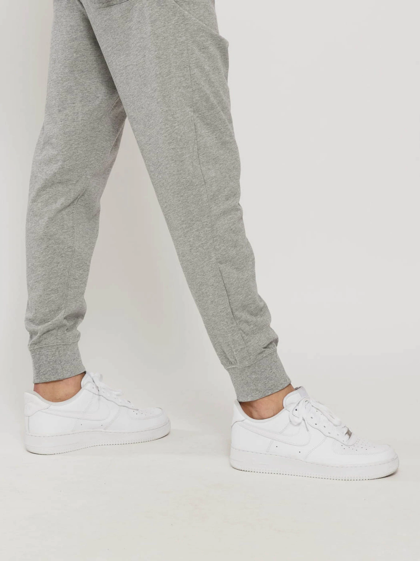 Брюки NIKE Sportswear Club модель BV2762-063 Брюки NIKE Sportswear Club модель BV2762-063 Фото