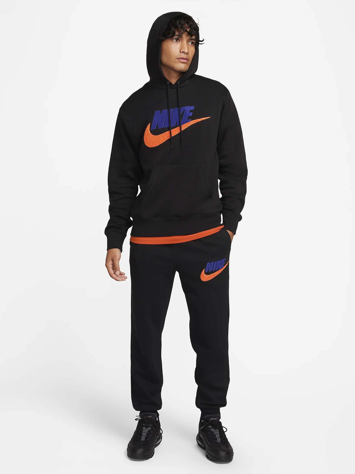 Худи и свитшоты NIKE CLUB BB PO CHNL FTRA модель FN3104-010 Худи и свитшоты NIKE CLUB BB PO CHNL FTRA модель FN3104-010 Фото