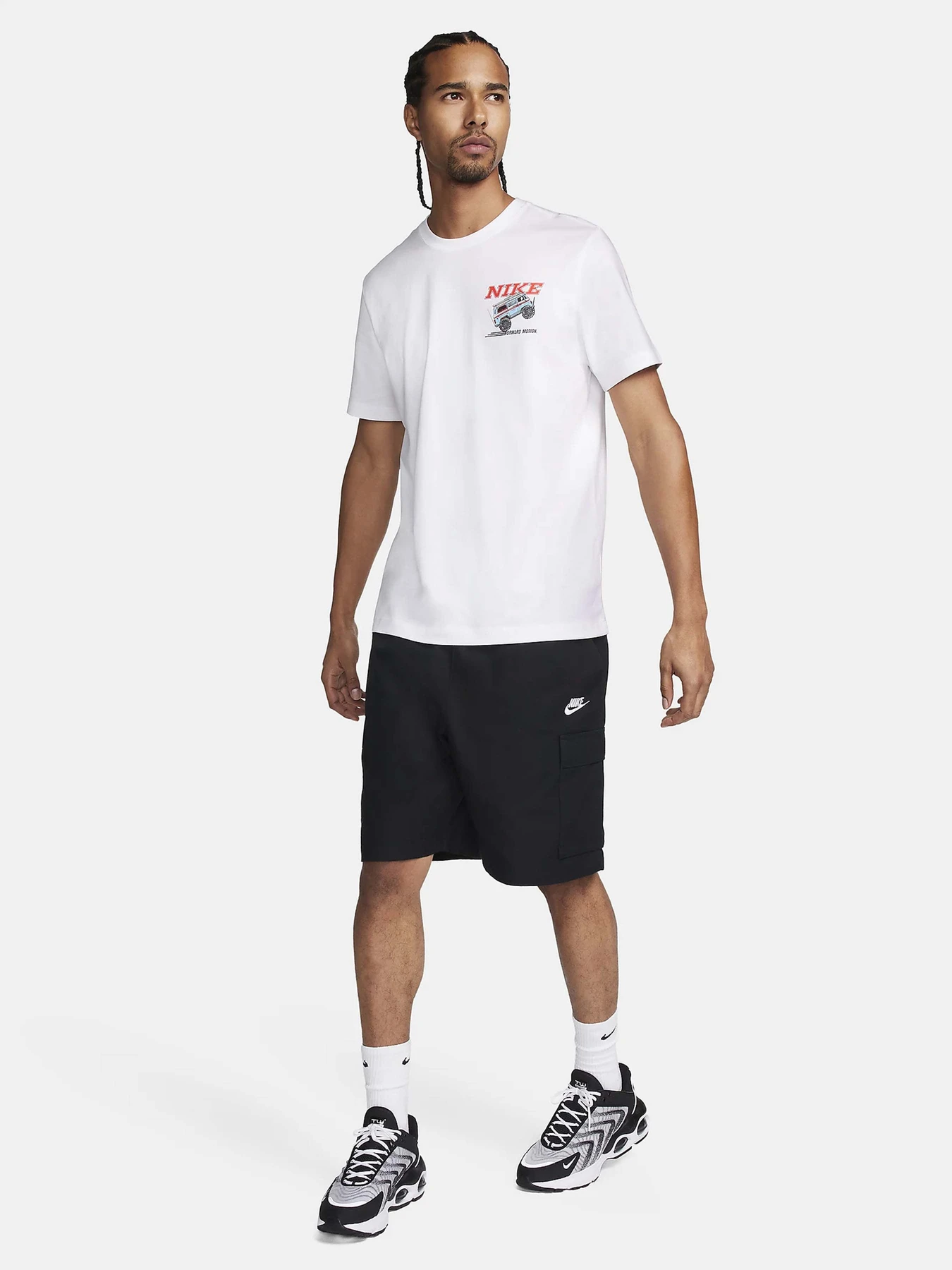 Футболки и поло NIKE SPORTSWEAR модель FQ3764-100 Футболки и поло NIKE SPORTSWEAR модель FQ3764-100 Фото