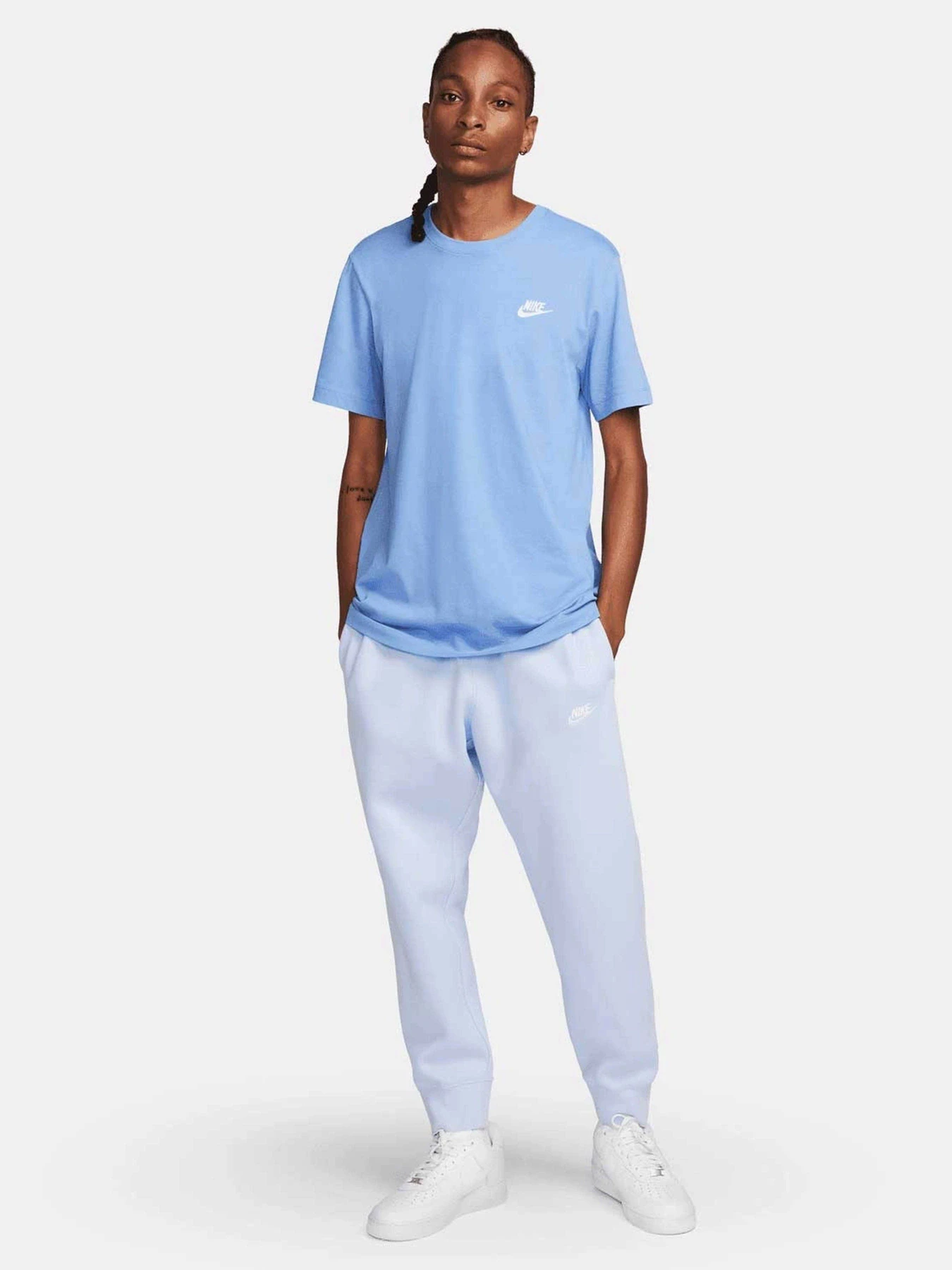 Футболки и поло NIKE SPORTSWEAR CLUB модель AR4997-450 Футболки и поло NIKE SPORTSWEAR CLUB модель AR4997-450 Фото