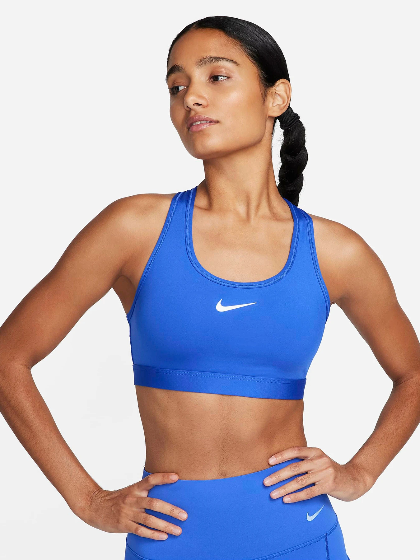 Футболки і поло NIKE SWOOSH MEDIUM SUPPORT модель DX6821-405 Футболки і поло NIKE SWOOSH MEDIUM SUPPORT модель DX6821-405 Фото