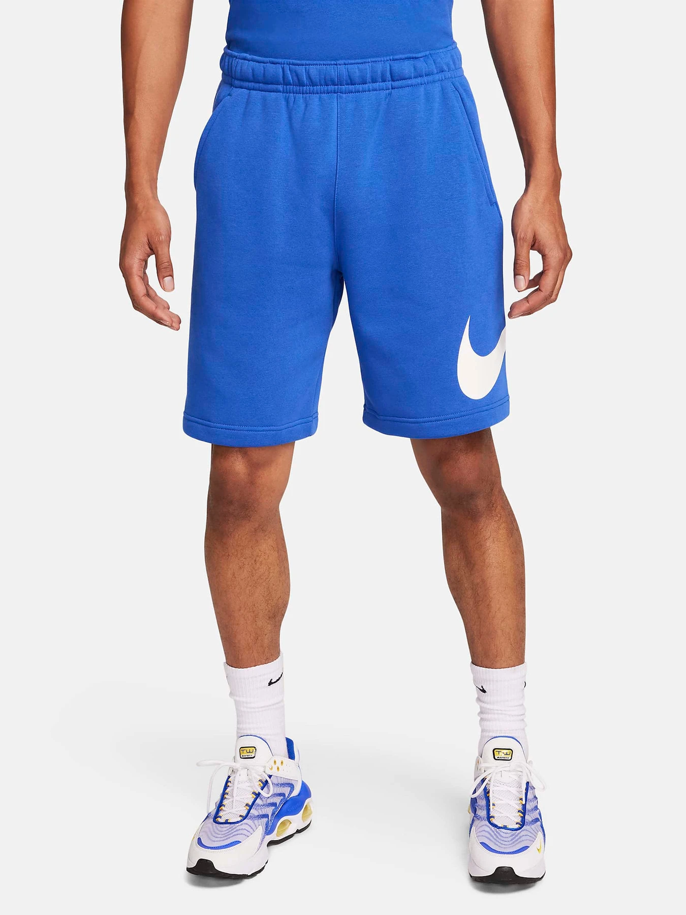 Шорти NIKE SPORTSWEAR CLUB GRAPHIC модель BV2721-480 Шорти NIKE SPORTSWEAR CLUB GRAPHIC модель BV2721-480 Фото