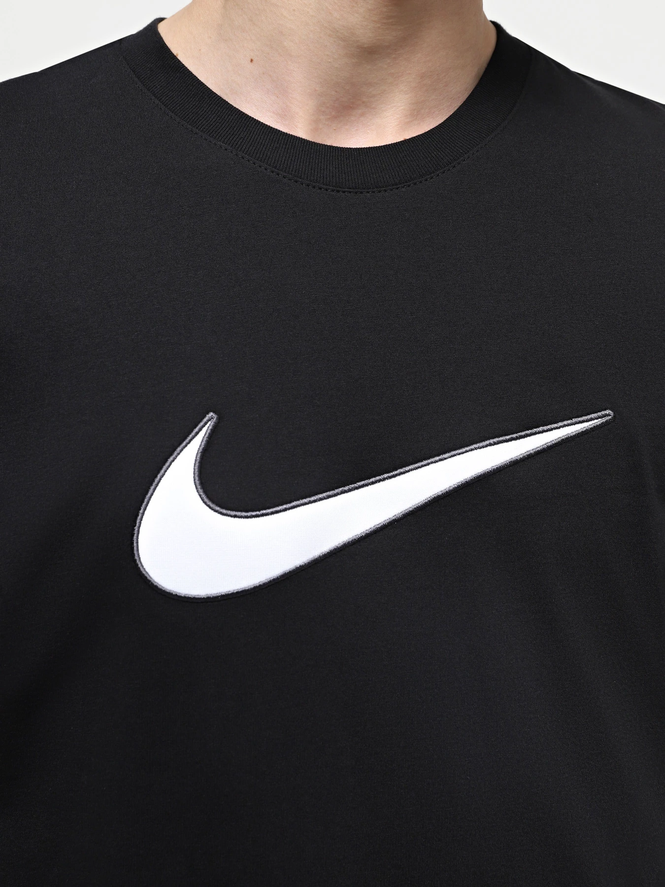 Футболки і поло NIKE SPORTSWEAR модель FN0248-010 Футболки і поло NIKE SPORTSWEAR модель FN0248-010 Фото