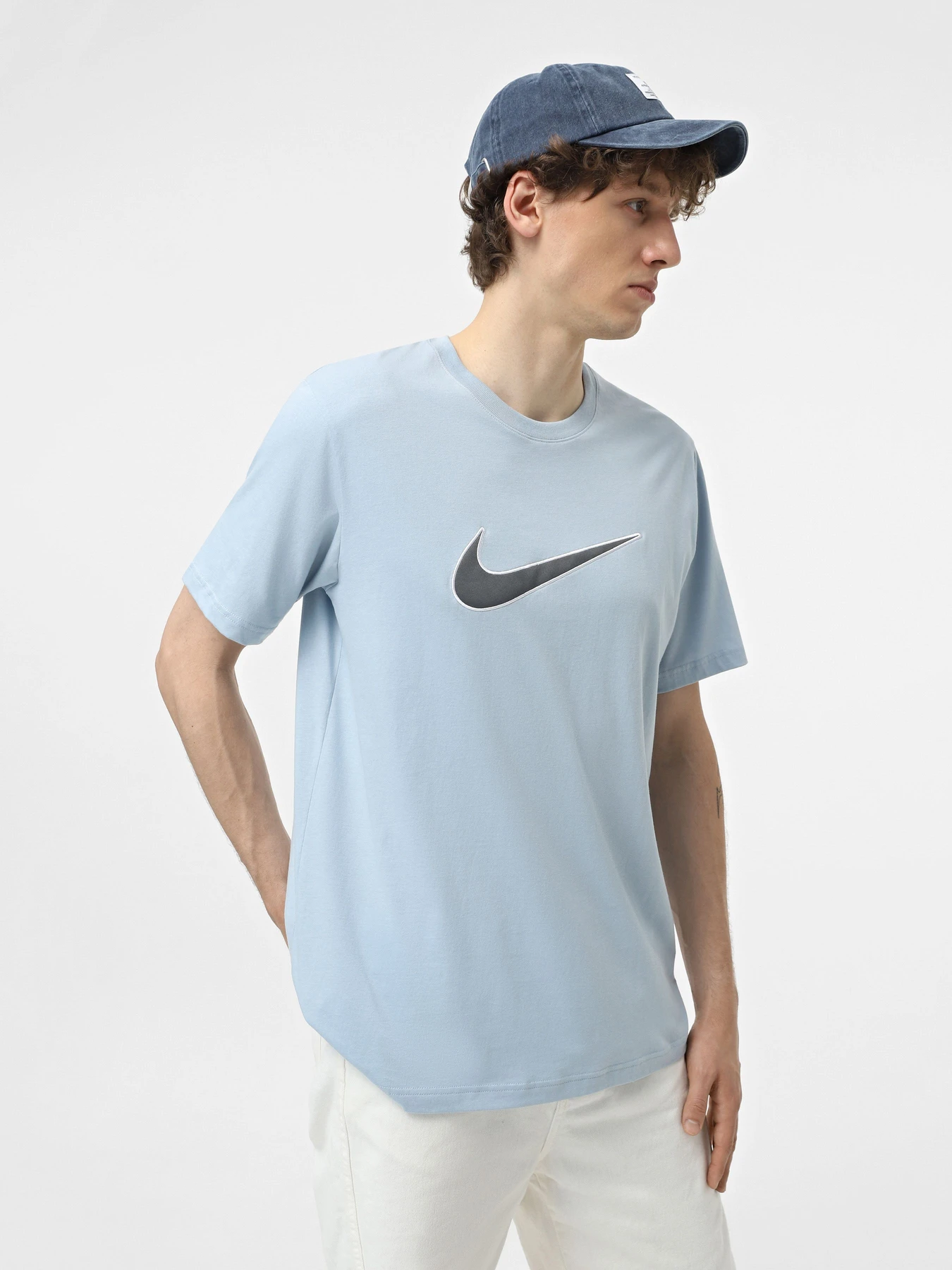 Футболки и поло NIKE SPORTSWEAR модель FN0248-440 Футболки и поло NIKE SPORTSWEAR модель FN0248-440 Фото