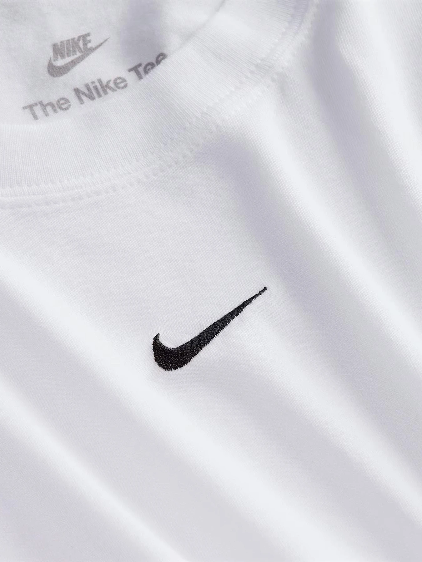 Футболки и поло NIKE SPORTSWEAR CHILL KNIT модель FV5508-100 Футболки и поло NIKE SPORTSWEAR CHILL KNIT модель FV5508-100 Фото