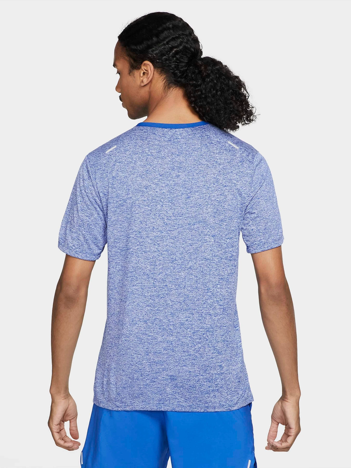 Футболки и поло NIKE DRI-FIT SHORT-SLEEVE RUNNING модель CZ9184-482 Фото