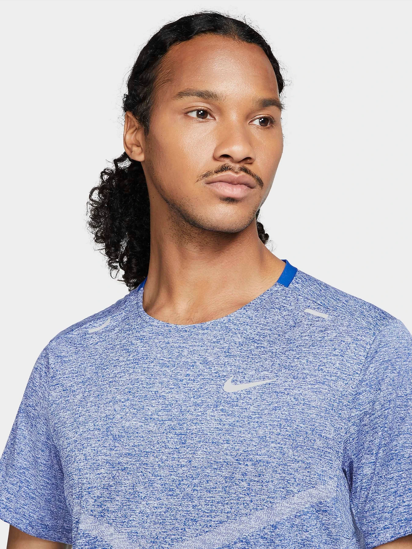 Футболки и поло NIKE DRI-FIT SHORT-SLEEVE RUNNING модель CZ9184-482 Фото