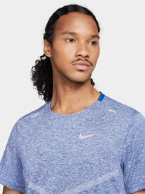Футболки и поло NIKE DRI-FIT SHORT-SLEEVE RUNNING модель CZ9184-482 Фото