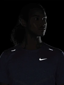 Футболки и поло NIKE DRI-FIT SHORT-SLEEVE RUNNING модель CZ9184-482 Фото