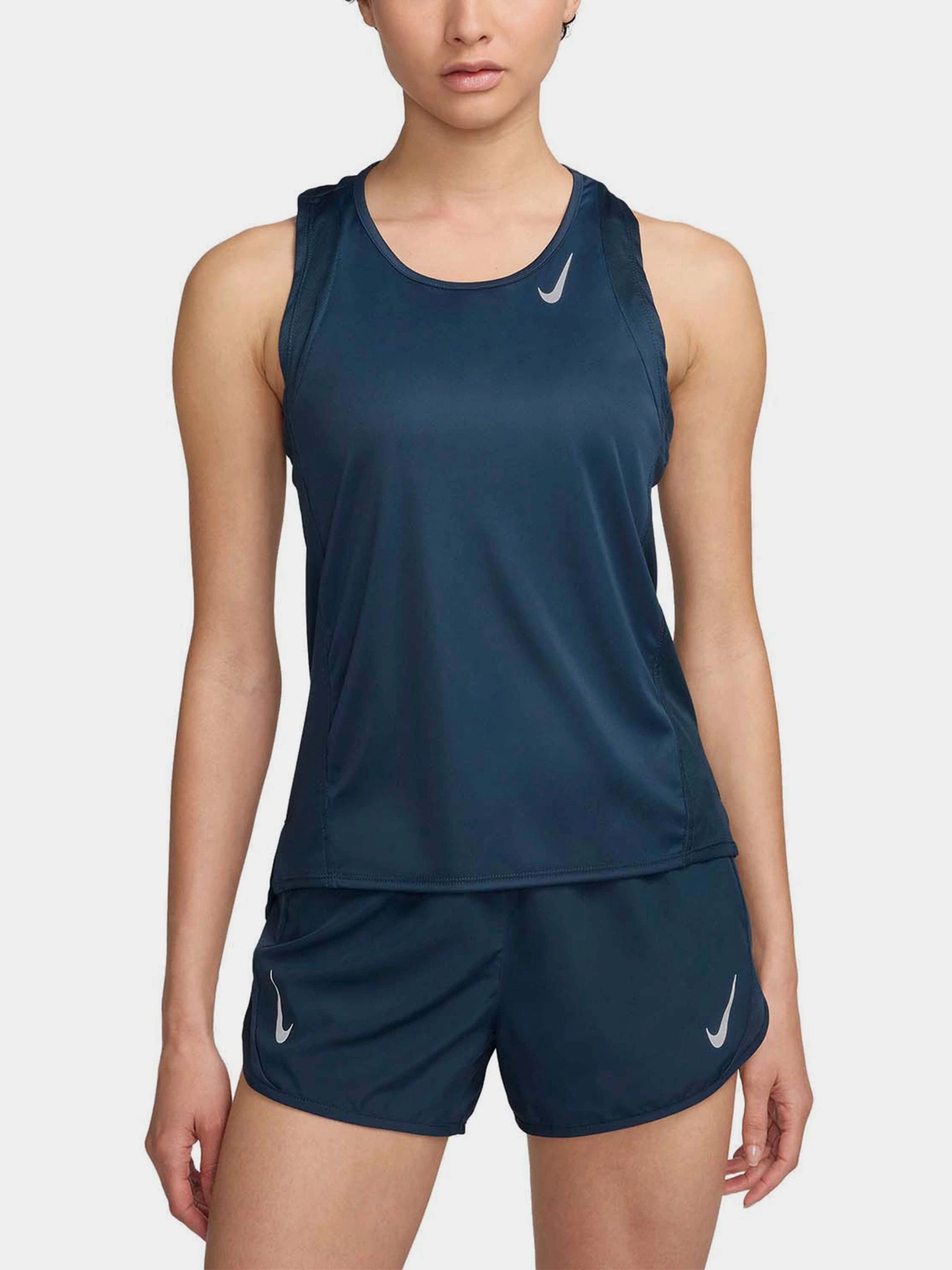 Футболки і поло NIKE DRI-FIT RACE модель DD5940-478 Футболки і поло NIKE DRI-FIT RACE модель DD5940-478 Фото