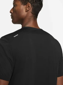 Футболки и поло NIKE RISE 365 модель CZ9184-013 Фото