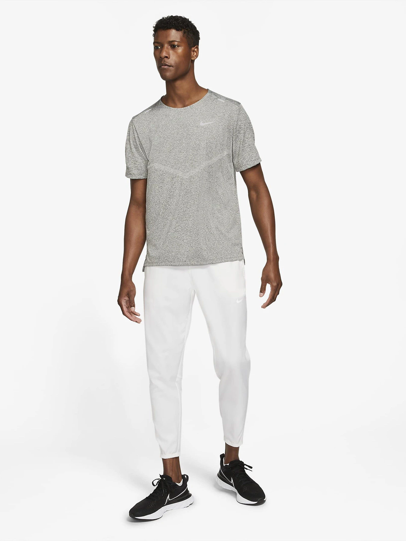 Футболки и поло NIKE RISE 365 модель CZ9184-084 Футболки и поло NIKE RISE 365 модель CZ9184-084 Фото