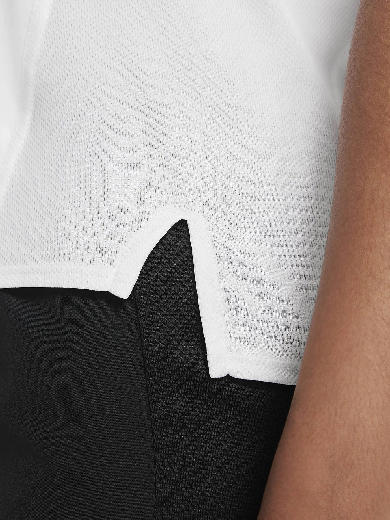 Футболки и поло NIKE DRI-FIT RACE модель DD5940-100 Футболки и поло NIKE DRI-FIT RACE модель DD5940-100 Фото