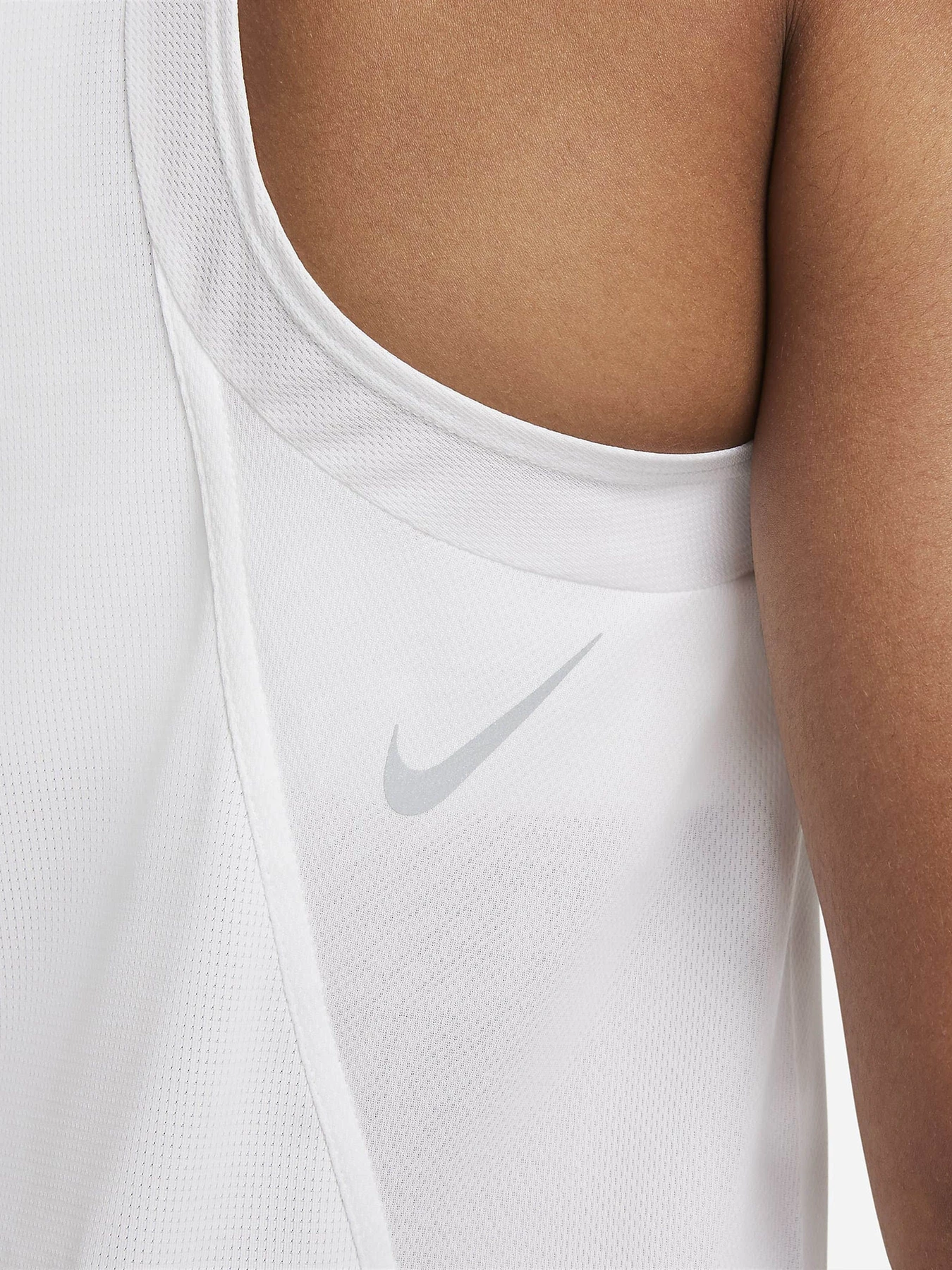 Футболки и поло NIKE DRI-FIT RACE модель DD5940-100 Футболки и поло NIKE DRI-FIT RACE модель DD5940-100 Фото