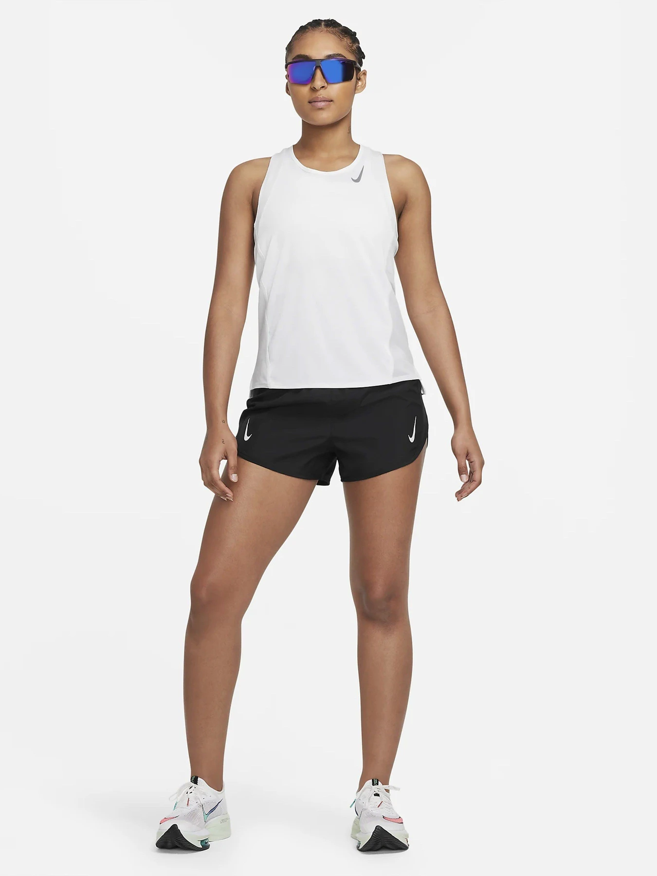 Футболки и поло NIKE DRI-FIT RACE модель DD5940-100 Футболки и поло NIKE DRI-FIT RACE модель DD5940-100 Фото