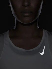Футболки и поло NIKE DRI-FIT RACE модель DD5940-100 Фото
