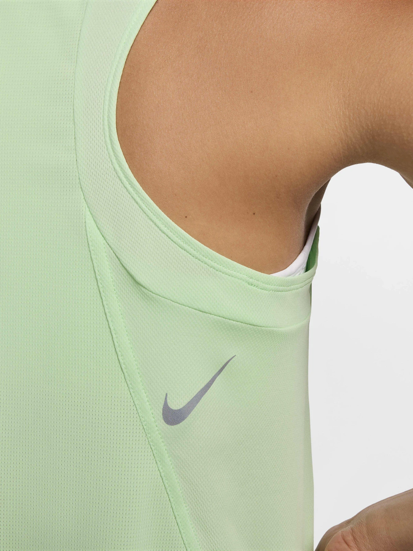 Футболки и поло NIKE DRI-FIT RACE модель DD5940-376 Фото