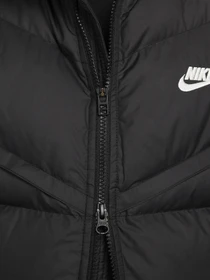 Куртки та дублянки NIKE STORM-FIT WINDRUNNER модель FB8193-010 Фото