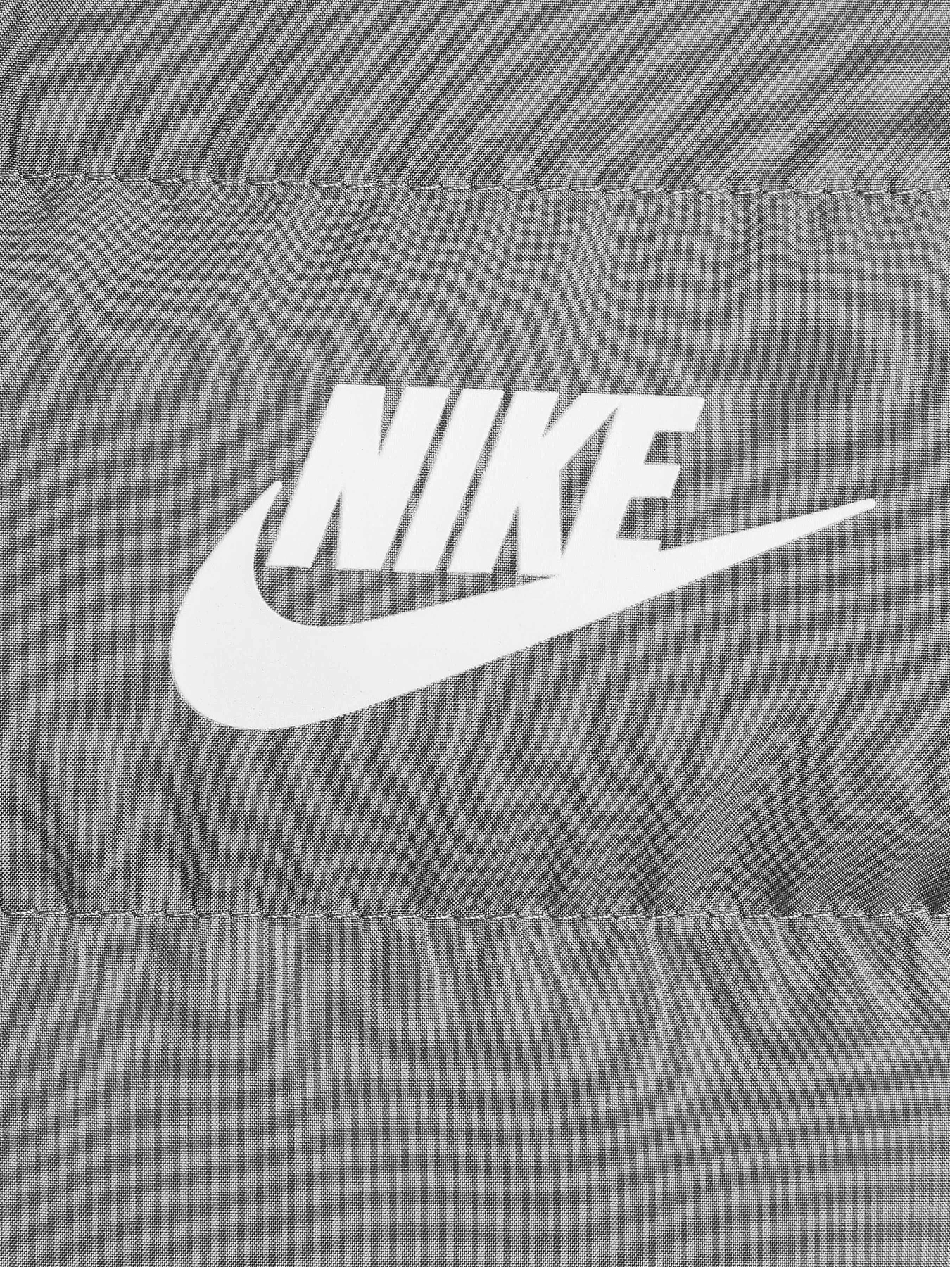 Куртки та дублянки NIKE SPORTSWEAR LIGHTWEIGHT SYNTHET модель FD2845-084 Куртки та дублянки NIKE SPORTSWEAR LIGHTWEIGHT SYNTHET модель FD2845-084 Фото