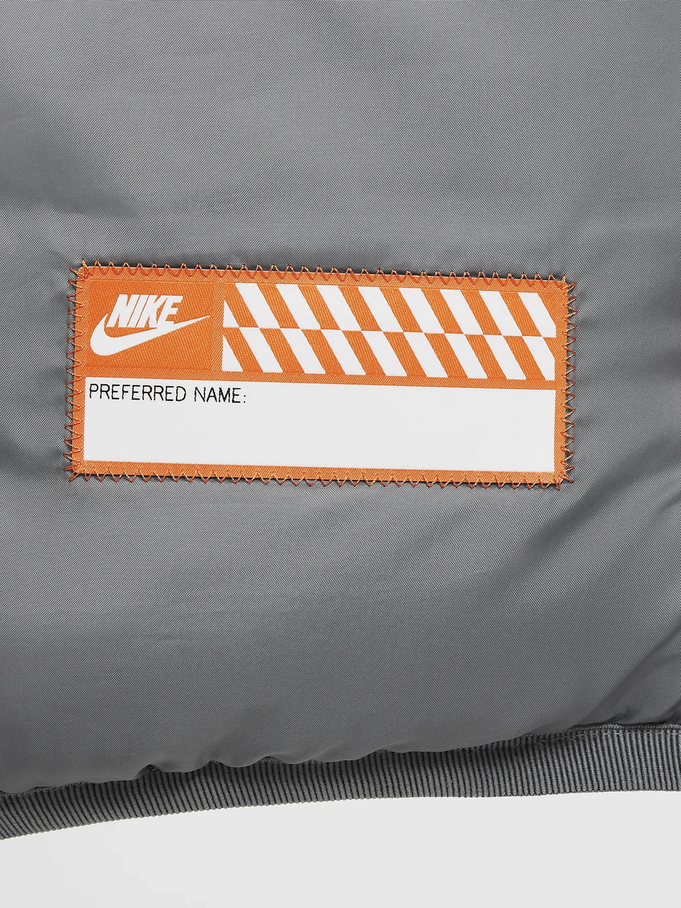 Куртки та дублянки NIKE SPORTSWEAR LIGHTWEIGHT SYNTHET модель FD2845-084 Куртки та дублянки NIKE SPORTSWEAR LIGHTWEIGHT SYNTHET модель FD2845-084 Фото