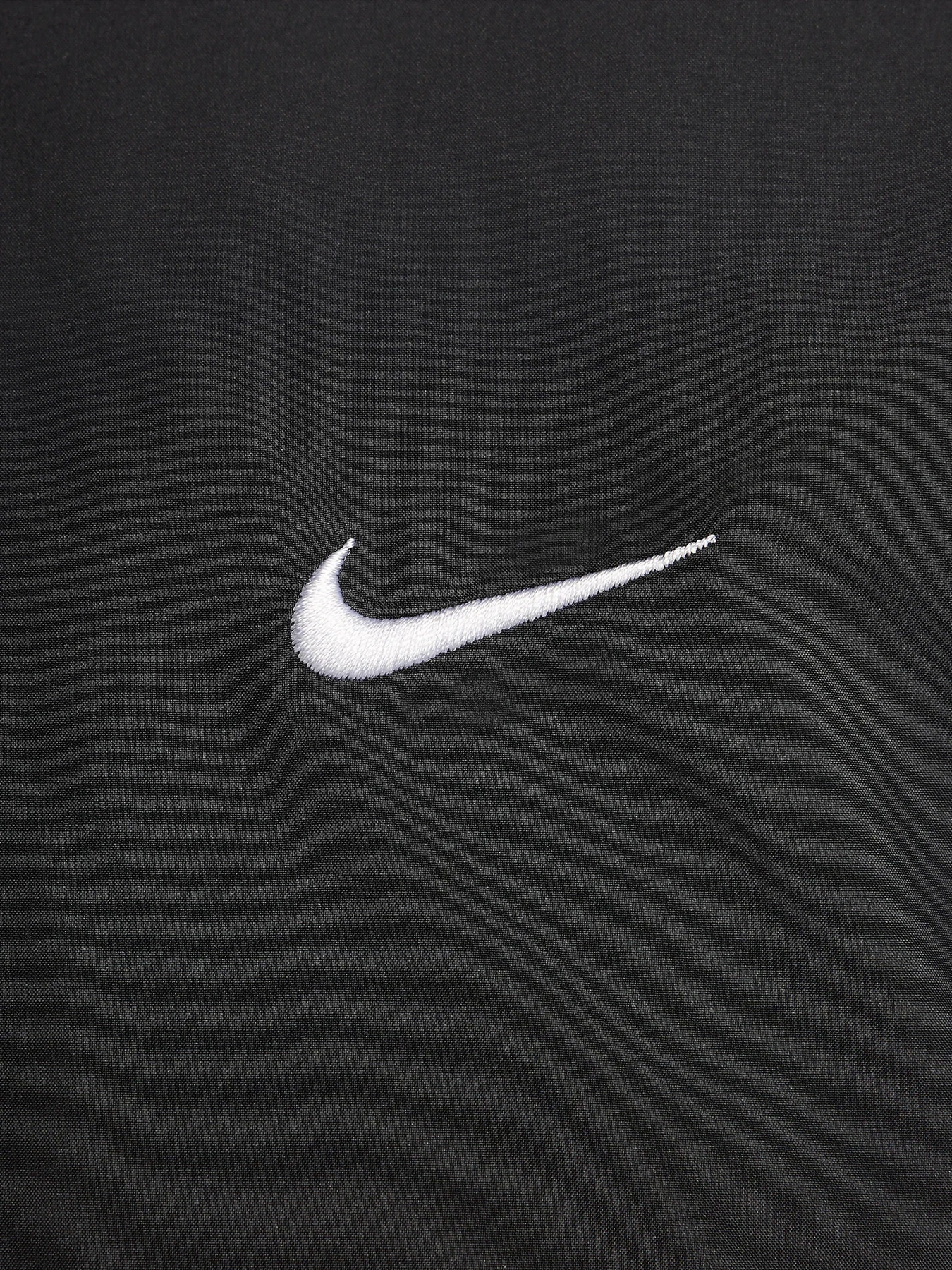Куртки и дубленки NIKE SPORTSWEAR ESSENTIAL модель FN2839-010 Куртки и дубленки NIKE SPORTSWEAR ESSENTIAL модель FN2839-010 Фото