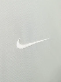 Куртки и дубленки NIKE SPORTSWEAR ESSENTIAL модель FN2839-370 Фото