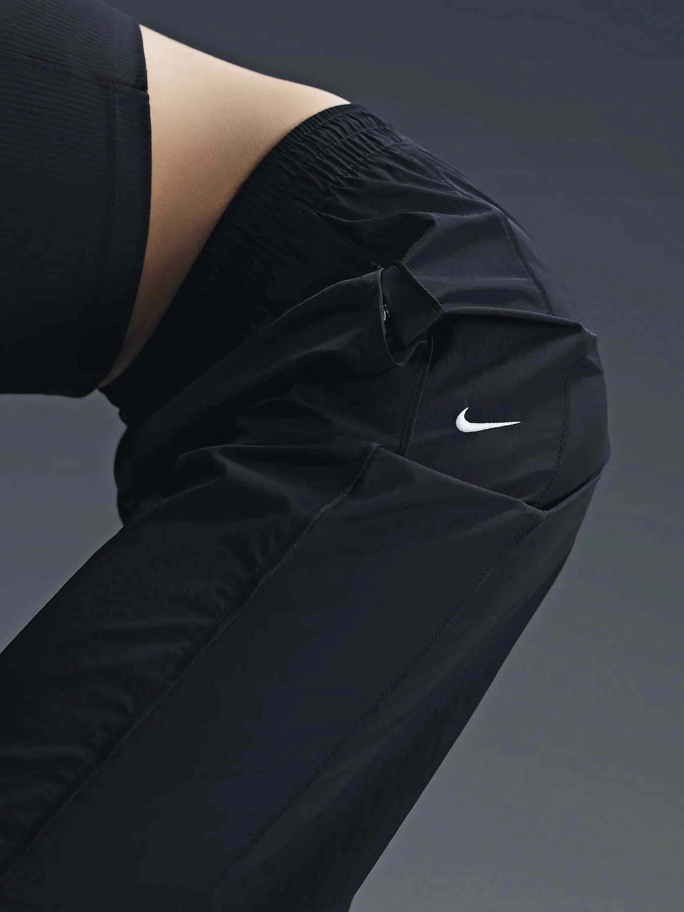 Штани NIKE WINDRUNNER модель FV7655-010 Штани NIKE WINDRUNNER модель FV7655-010 Фото