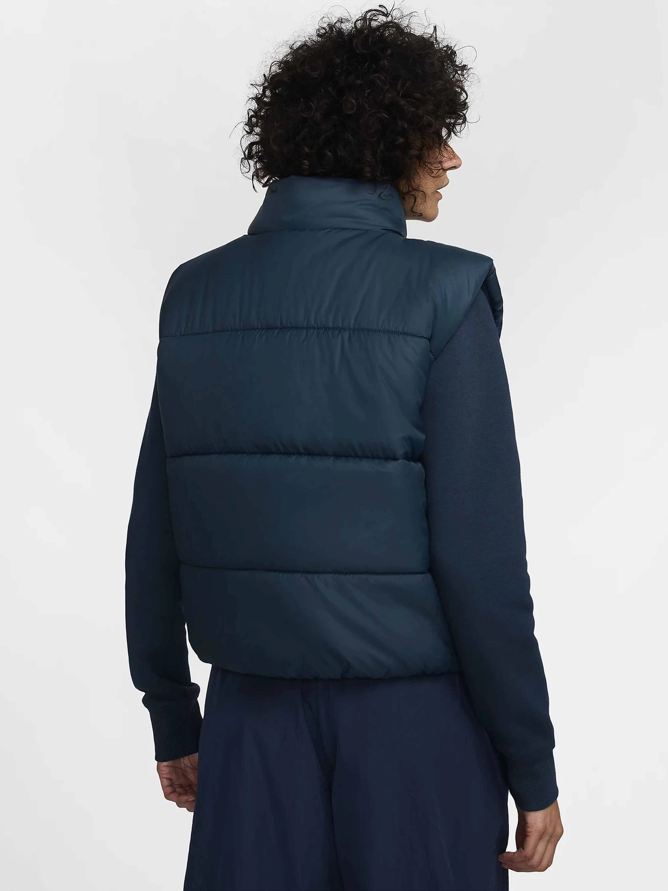 Куртки та дублянки NIKE SPORTSWEAR CLASSIC PUFFER THER модель FZ5922-478 Фото