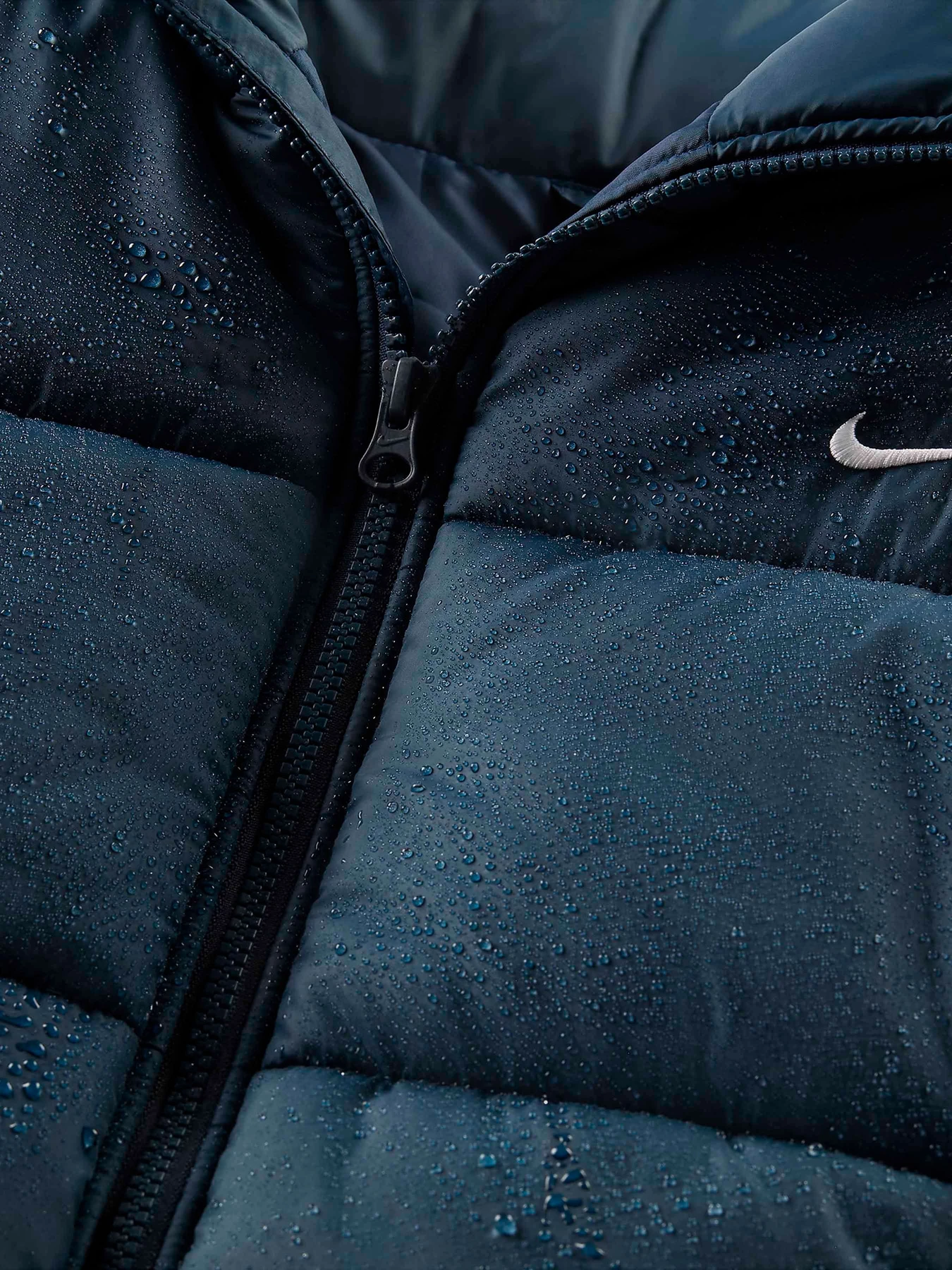 Куртки та дублянки NIKE SPORTSWEAR CLASSIC PUFFER THER модель FZ5922-478 Фото