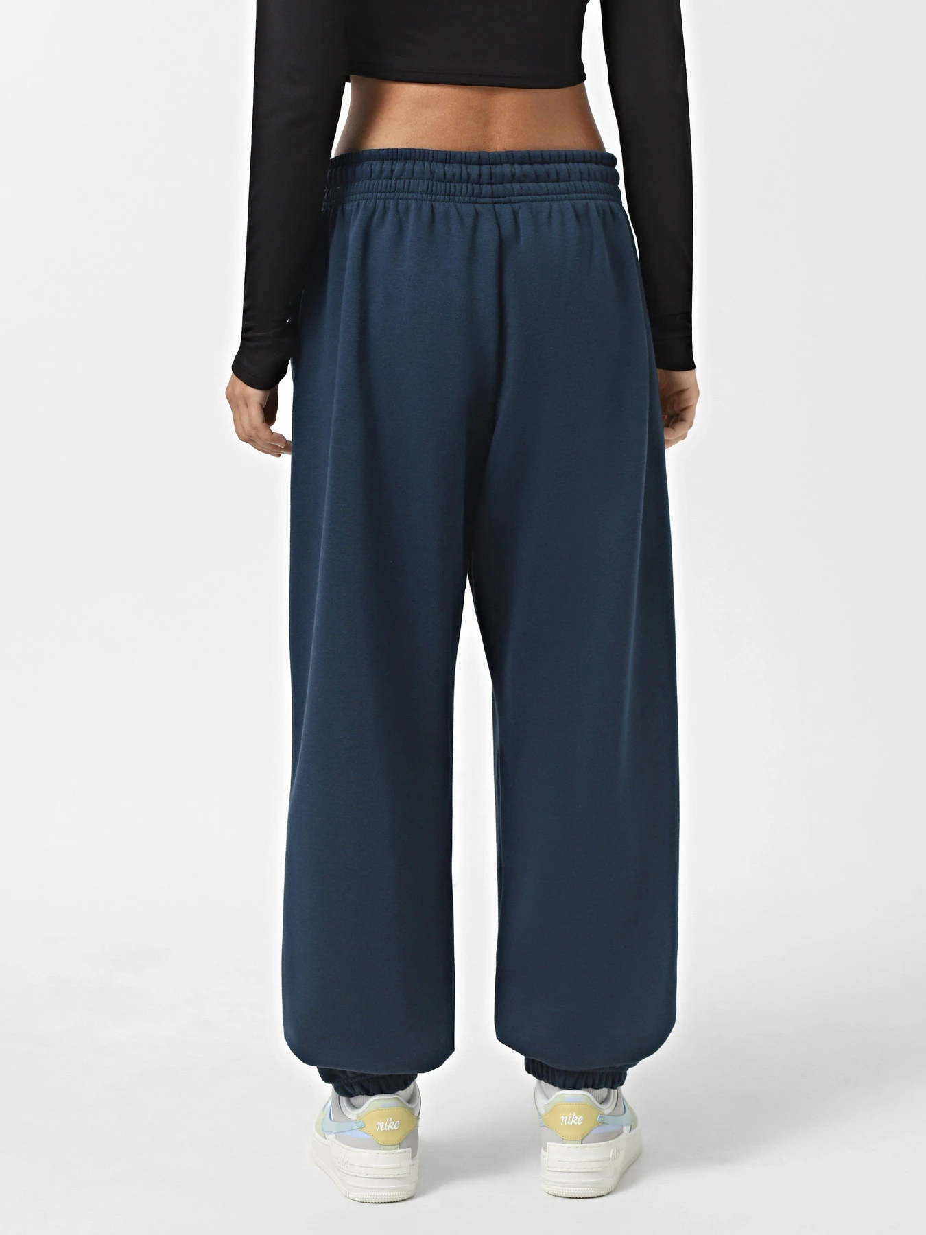 Брюки NIKE SPORTSWEAR PHOENIX FLEECE модель FZ5996-478 Брюки NIKE SPORTSWEAR PHOENIX FLEECE модель FZ5996-478 Фото