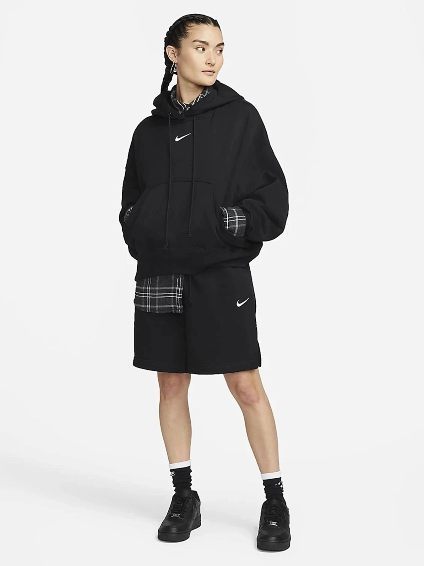 Худи и свитшоты NIKE SPORTSWEAR PHOENIX FLEECE модель DQ5858-010 Худи и свитшоты NIKE SPORTSWEAR PHOENIX FLEECE модель DQ5858-010 Фото