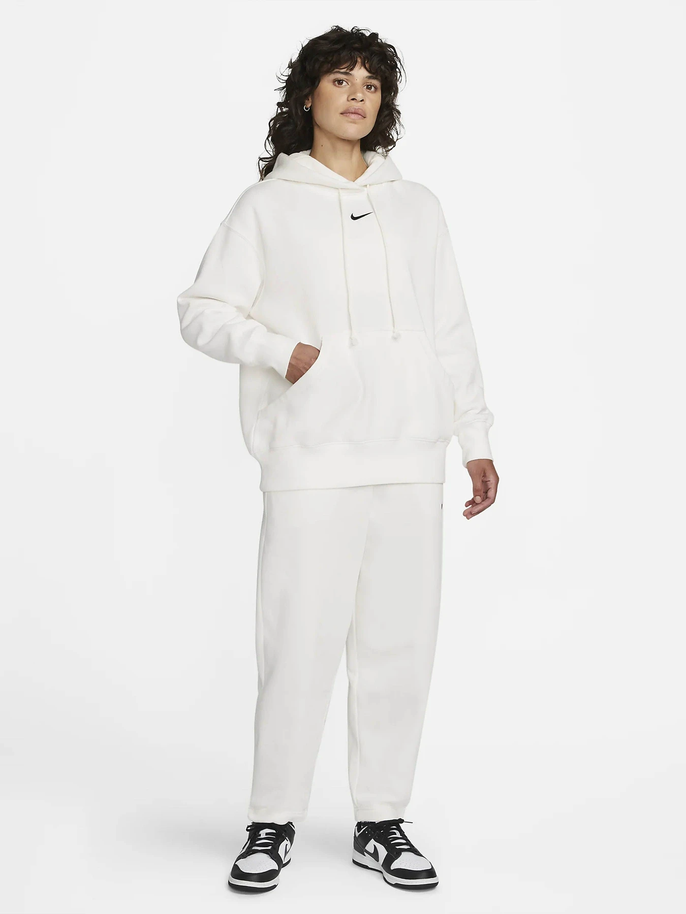 Худи и свитшоты NIKE SPORTSWEAR PHOENIX FLEECE модель DQ5860-133 Худи и свитшоты NIKE SPORTSWEAR PHOENIX FLEECE модель DQ5860-133 Фото