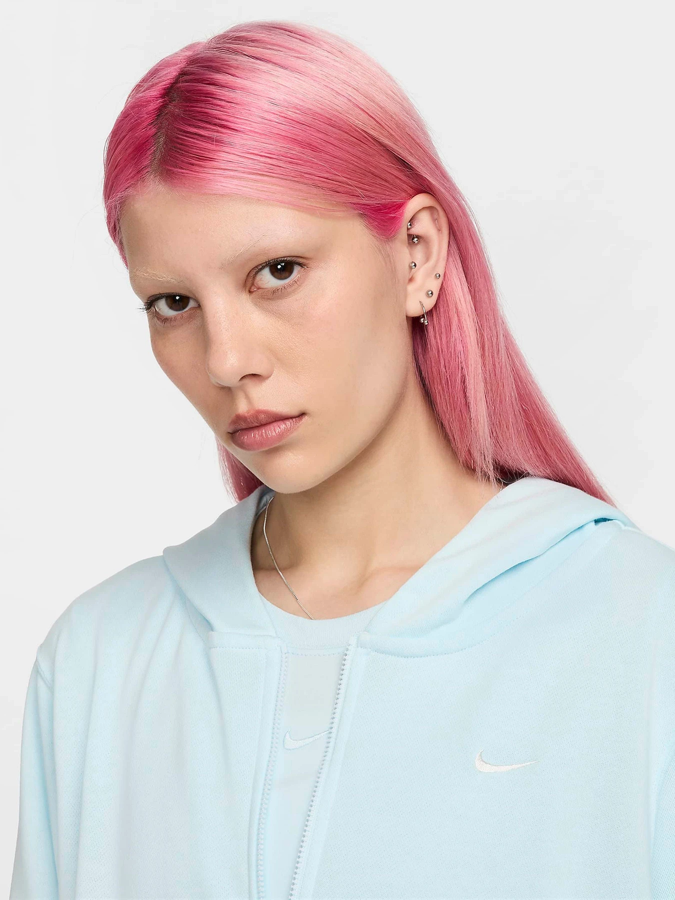 Худі та світшоти NIKE SPORTSWEAR CHILL TERRY модель FN2415-474 Худі та світшоти NIKE SPORTSWEAR CHILL TERRY модель FN2415-474 Фото