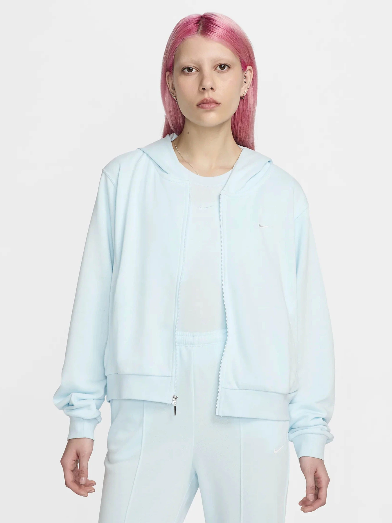 Худі та світшоти NIKE SPORTSWEAR CHILL TERRY модель FN2415-474 Худі та світшоти NIKE SPORTSWEAR CHILL TERRY модель FN2415-474 Фото