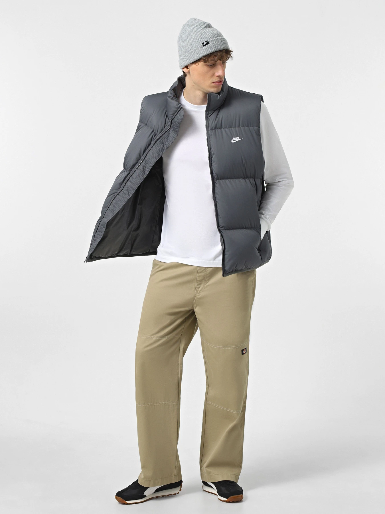 Куртки та дублянки NIKE SPORTSWEAR CLUB PRIMALOFT® модель FB7373-068 Фото