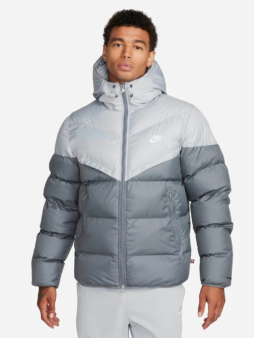 Куртки и дубленки NIKE WINDRUNNER PRIMALOFT® модель FB8185-077 Фото